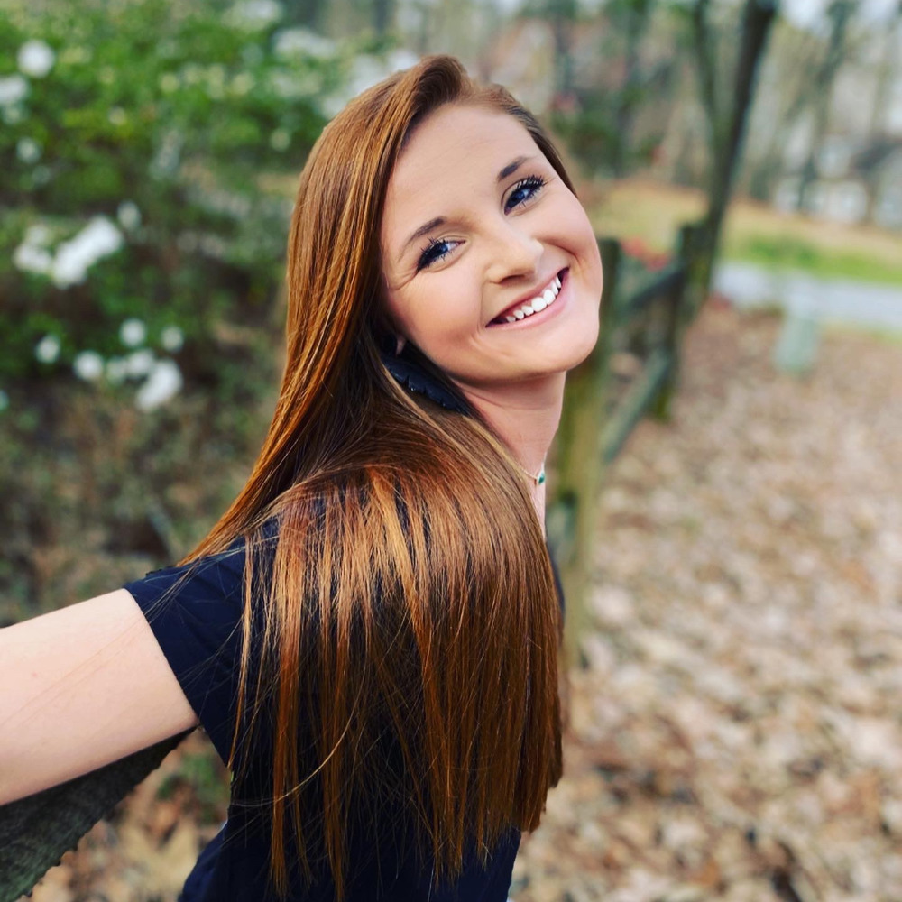 Meet your Posher, Michaela